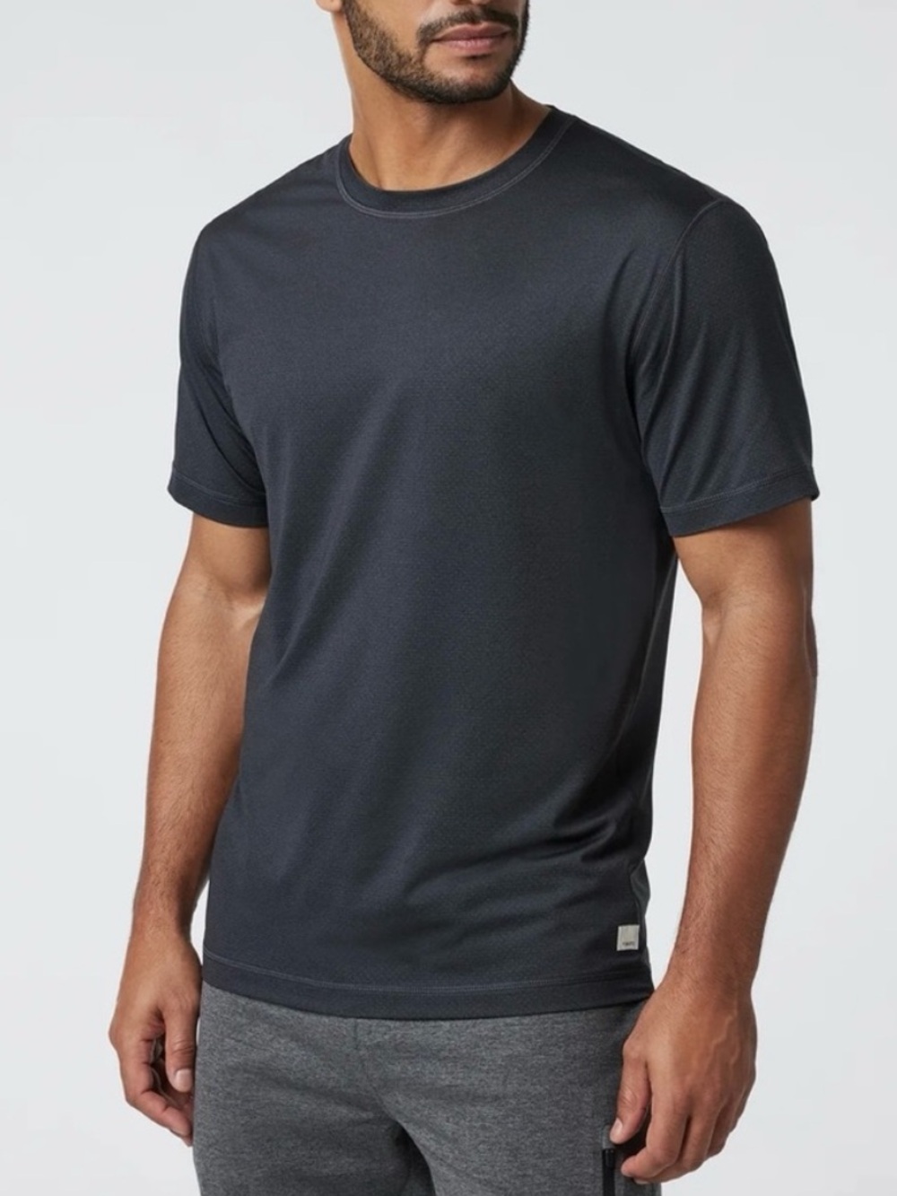 Vuori Black Heather Tradewind Performance Tee 2.0